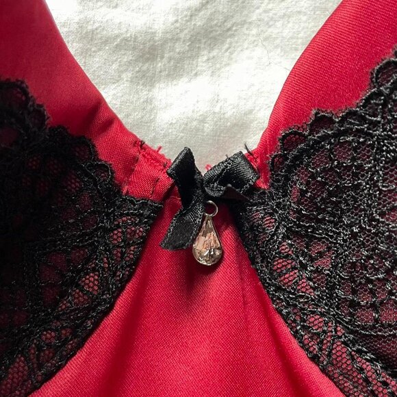 Black & Red Corset Top - Picture 4 of 7